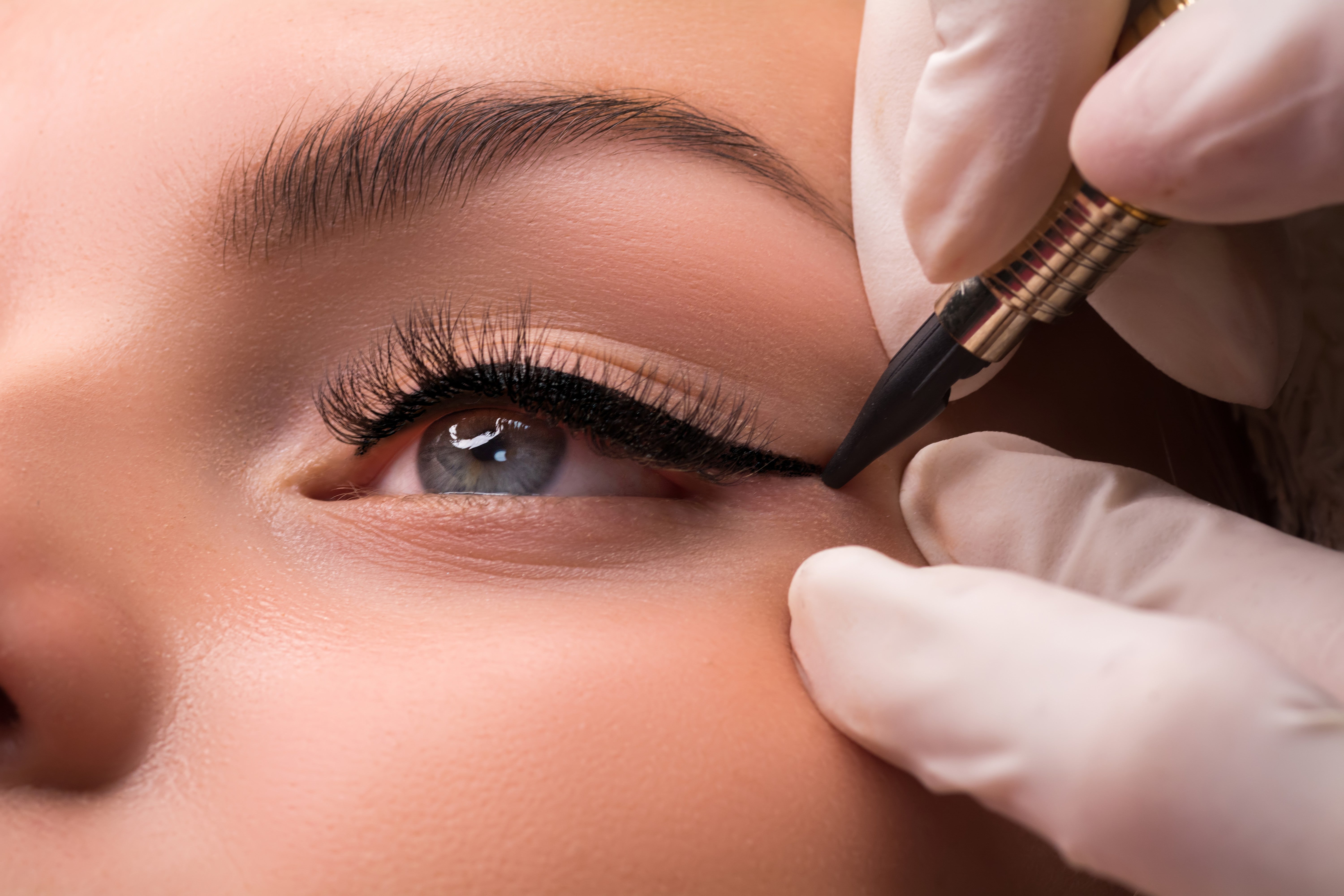 Permanent Make-up Master Class ( Microblading, Lip-Blush & Eyeliner Training)